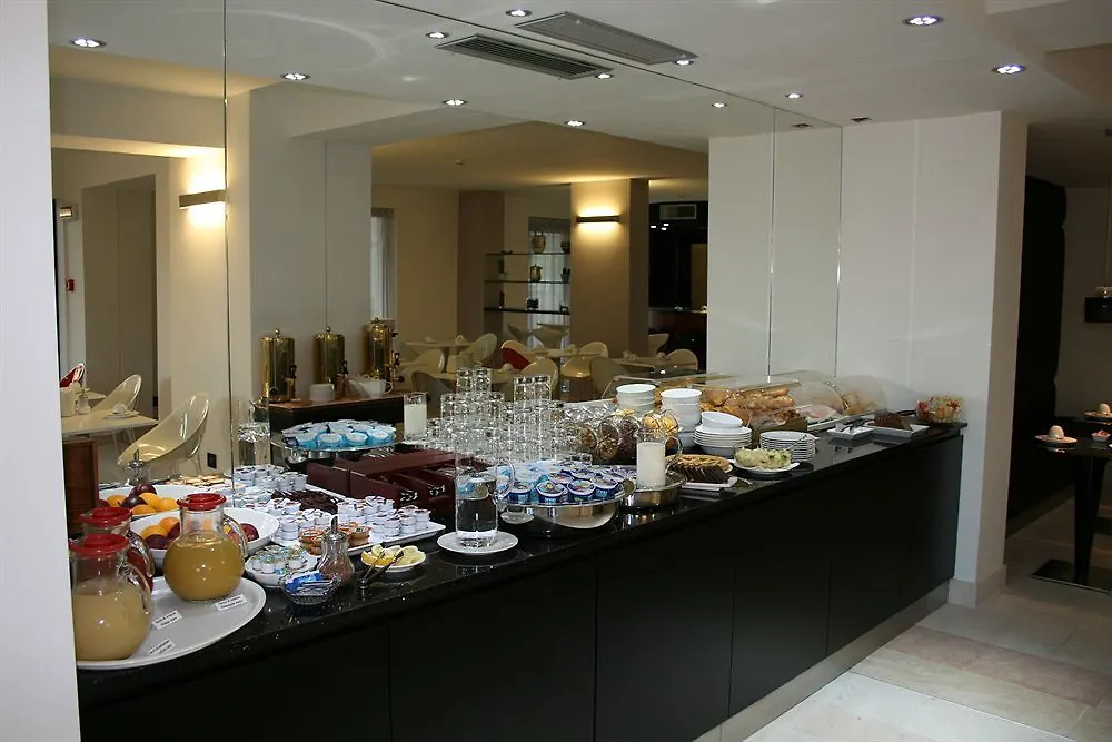Corte Ongaro Hotel Verona 4*,  Italy