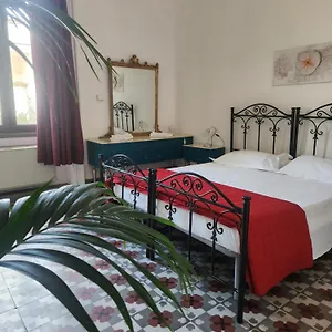 https://dimora-liberty.lecce-hotels.com
