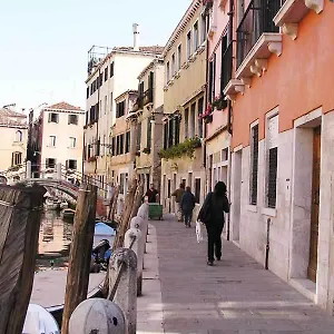 Casa de hóspedes Ca' Turelli Dimora Storica ***